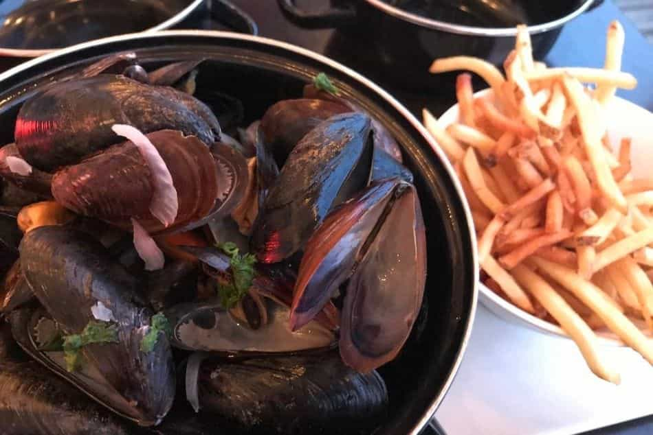 Mussels at Café Bohème Tadoussac