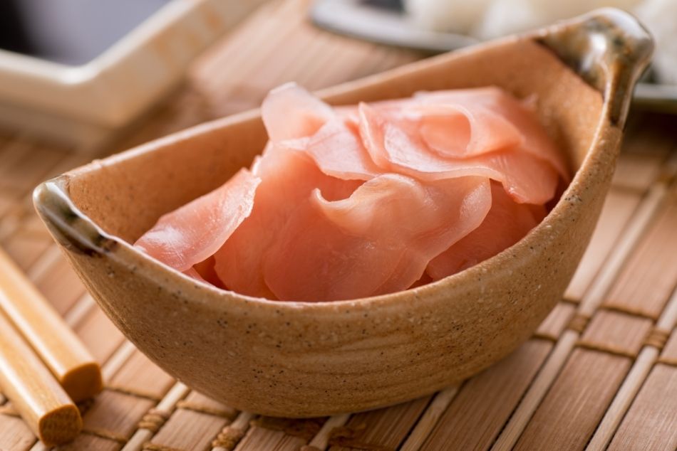 bowl-of-delicious-fresh-pickled-sushi-ginger