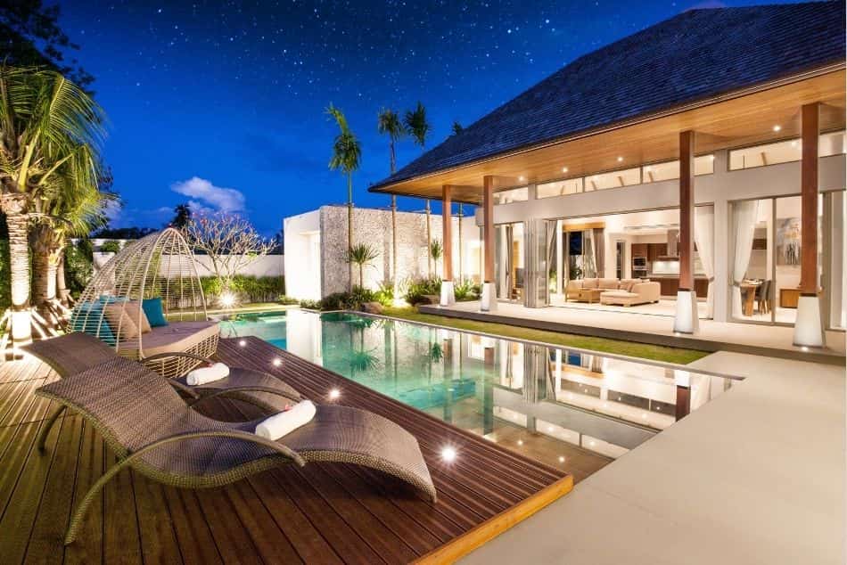 villa-pool-water-reflection-lights
